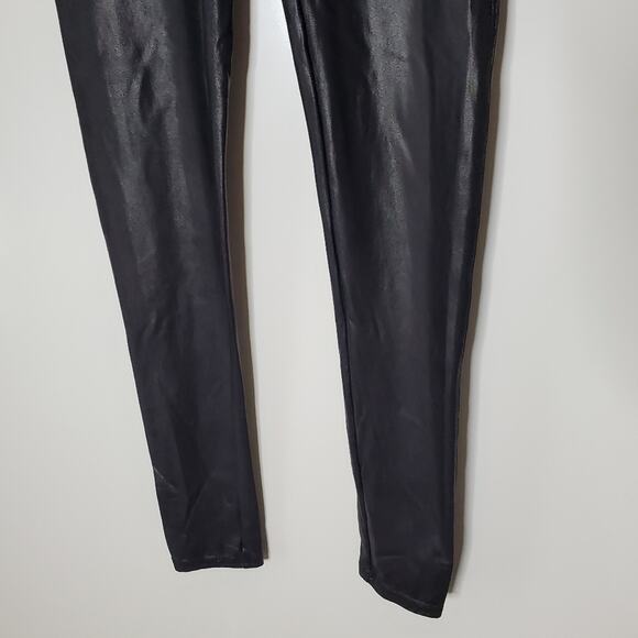 Spanx Ready-to-Wow Faux Leather Leggings Size Medium Petite - Picture 10 of 11